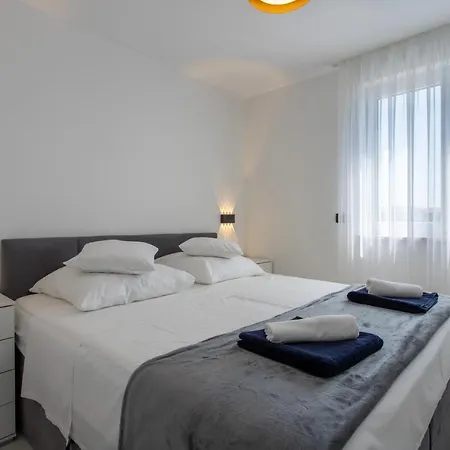 Luxury Viktoria Apartament